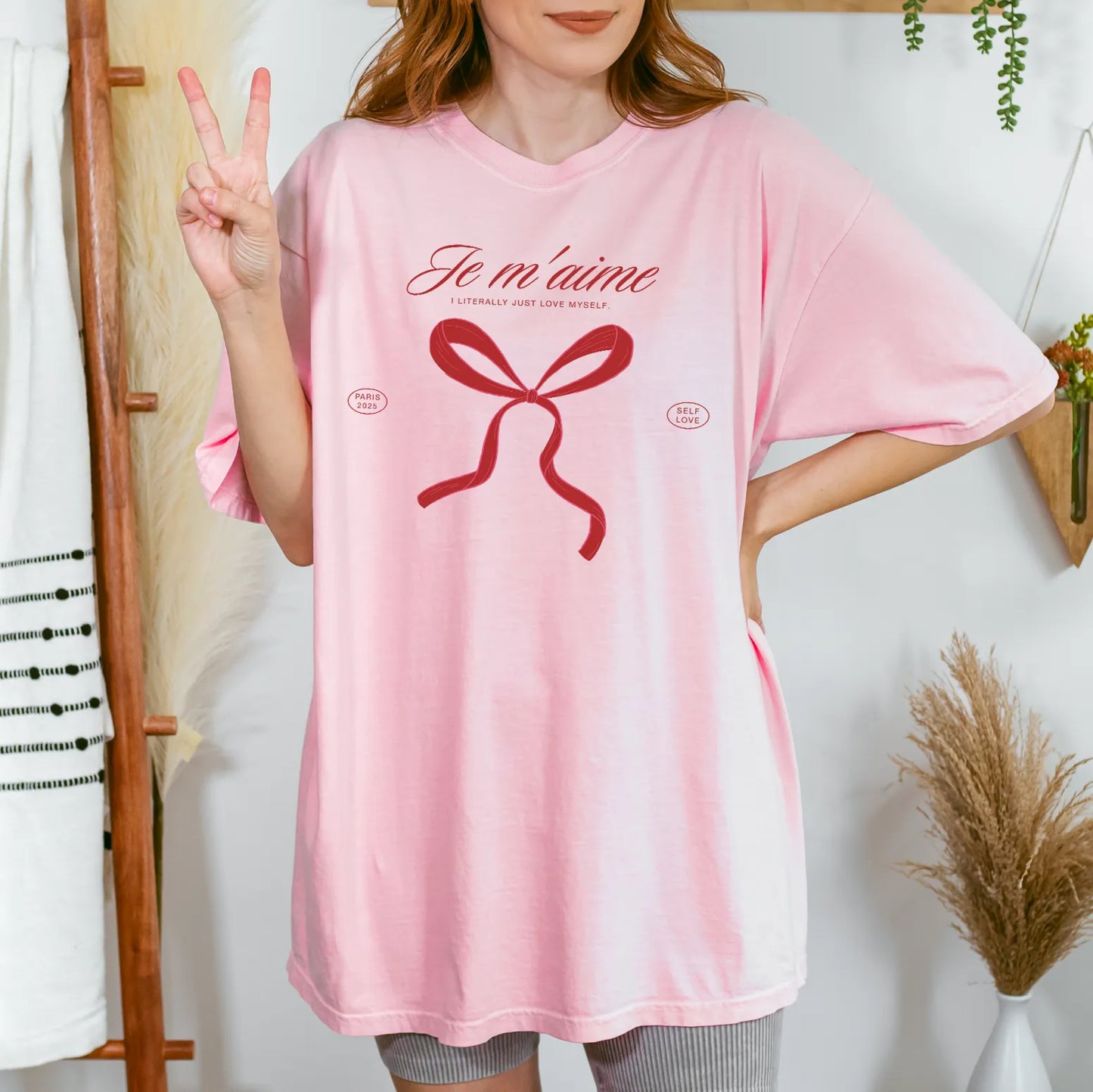 Je M'aime Self Love Bow Unisex T-Shirt